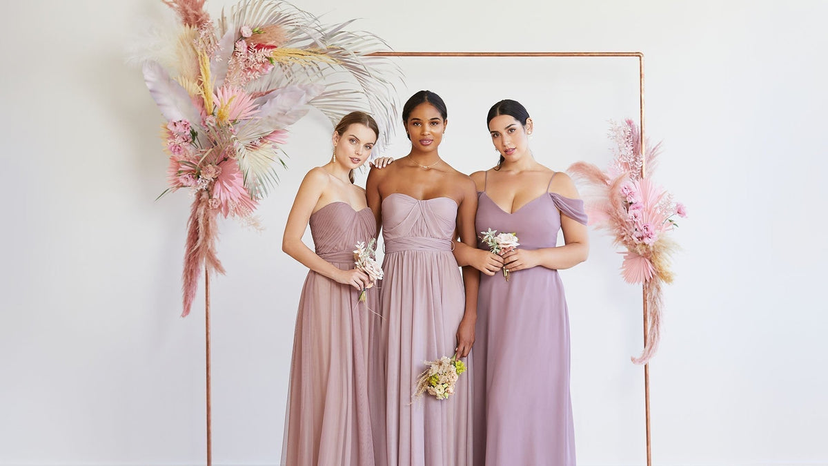 21 Mauve Bridesmaids Dresses That Strike All the Moods