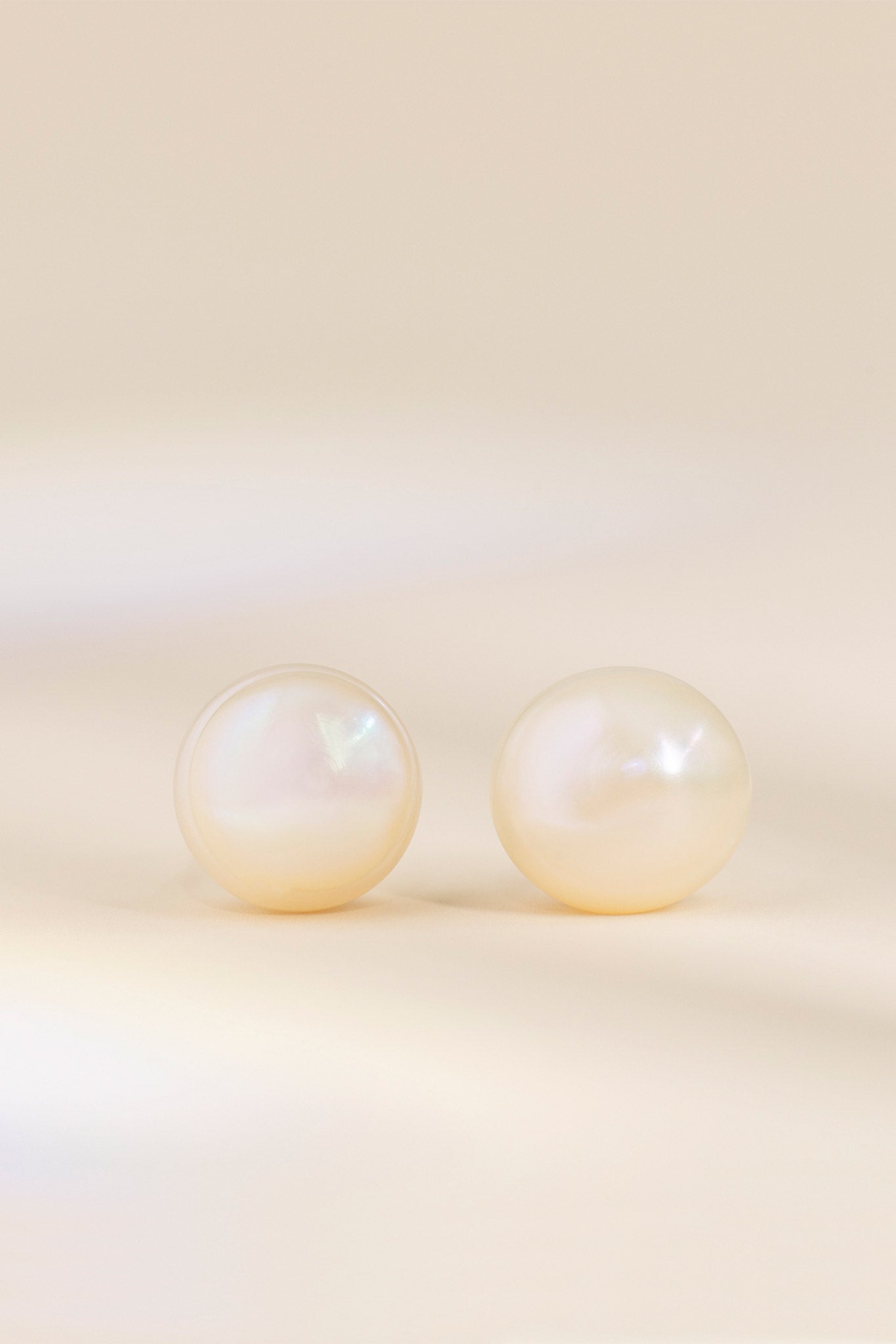 Bleeker Pearl Studs