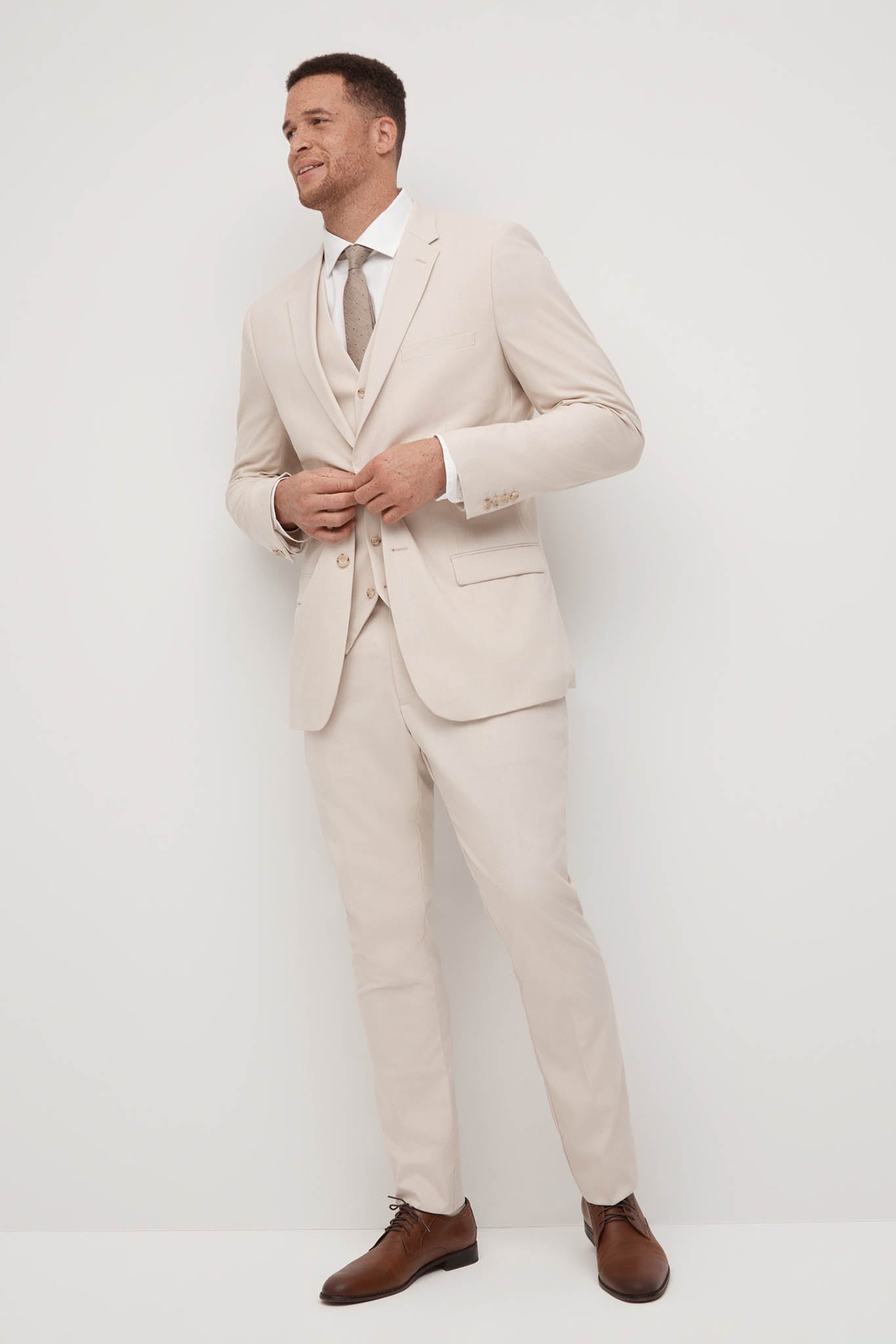 Men's Cream Trousers | Cream Cargo & Suit Trousers for Men | New Look