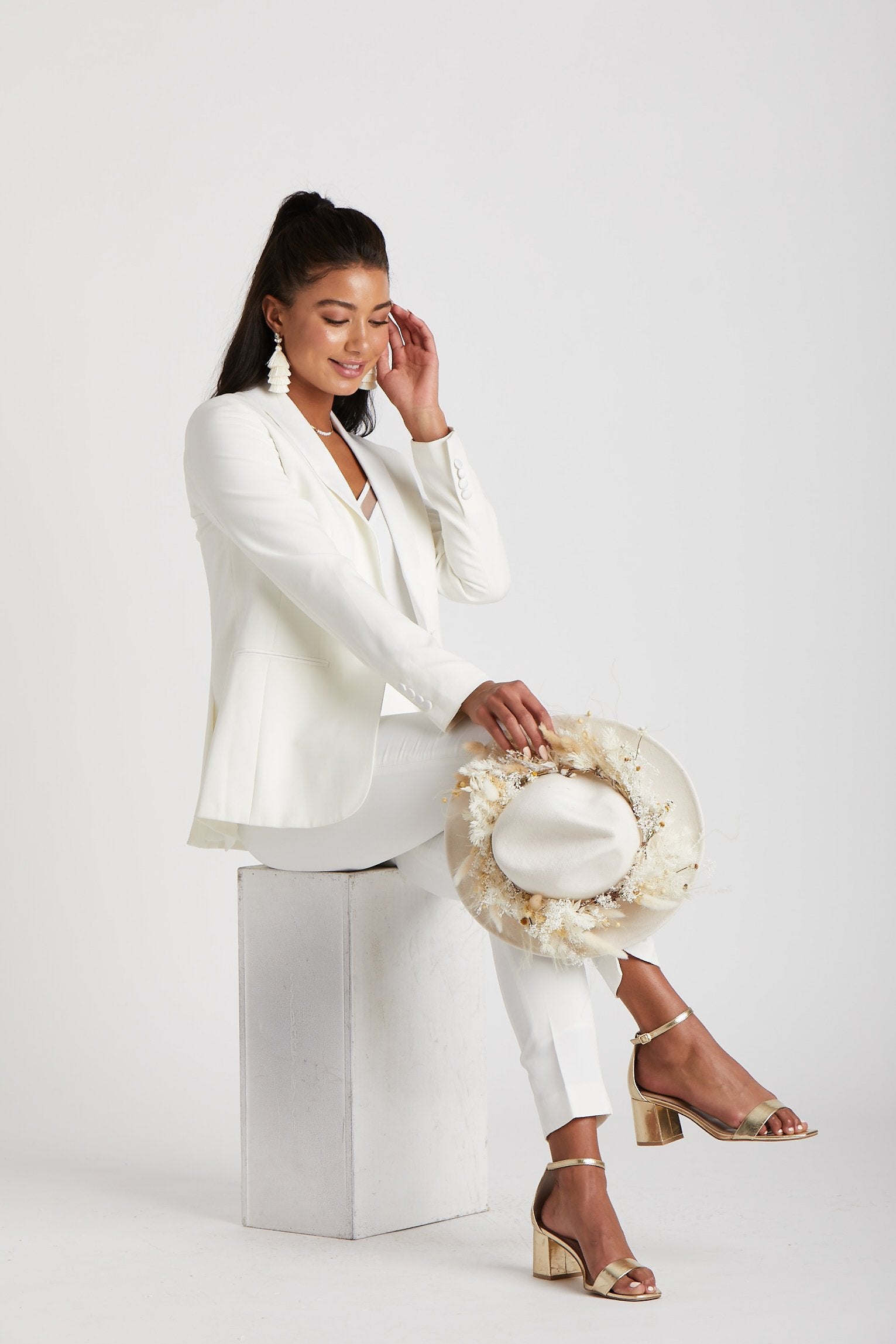 Women's white sale tuxedo blazer